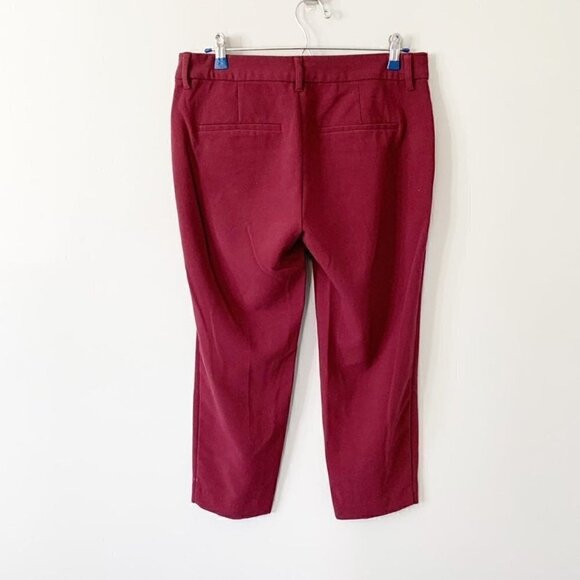 Old Navy Harper mid rise maroon crop length work dress pants - Size 6 - Picture 3 of 10
